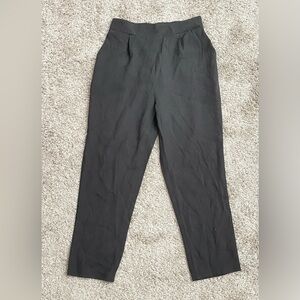 NWOT SHEIN Cropped Black Slacks with Pockets XS/S